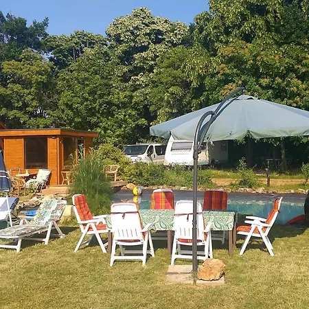 Кемпинг Rezi-dencia Gyogynovenyfalu Rezi