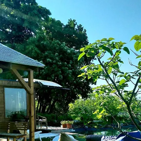 Rezi-dencia Gyógynövényfalu *