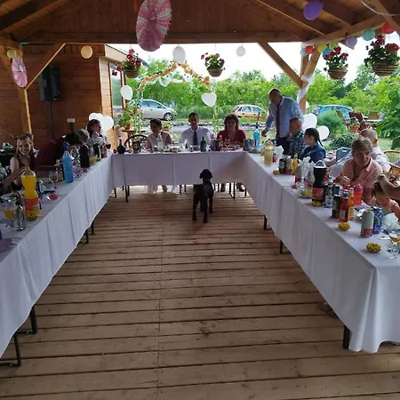 Rezi-dencia Gyógynövényfalu * Rezi