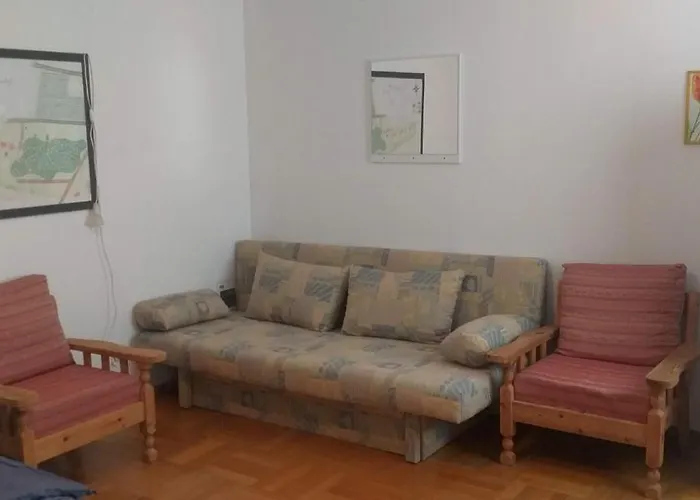 Rezi-dencia Gyogynovenyfalu אתר קמפינג Rezi