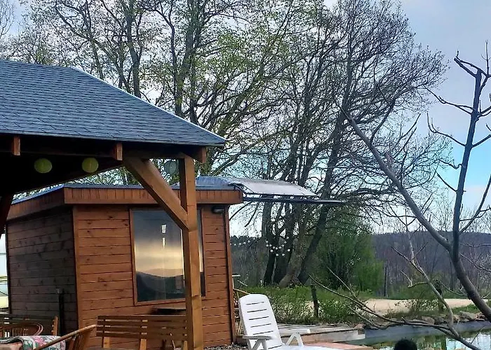 אתר קמפינג Rezi-dencia Gyogynovenyfalu *