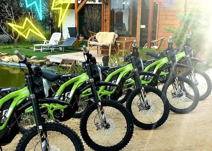 Rezi-dencia Gyogynovenyfalu 营地 Rezi