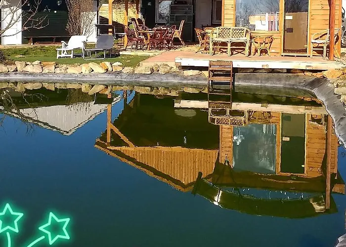 Rezi-dencia Gyogynovenyfalu 营地 Rezi